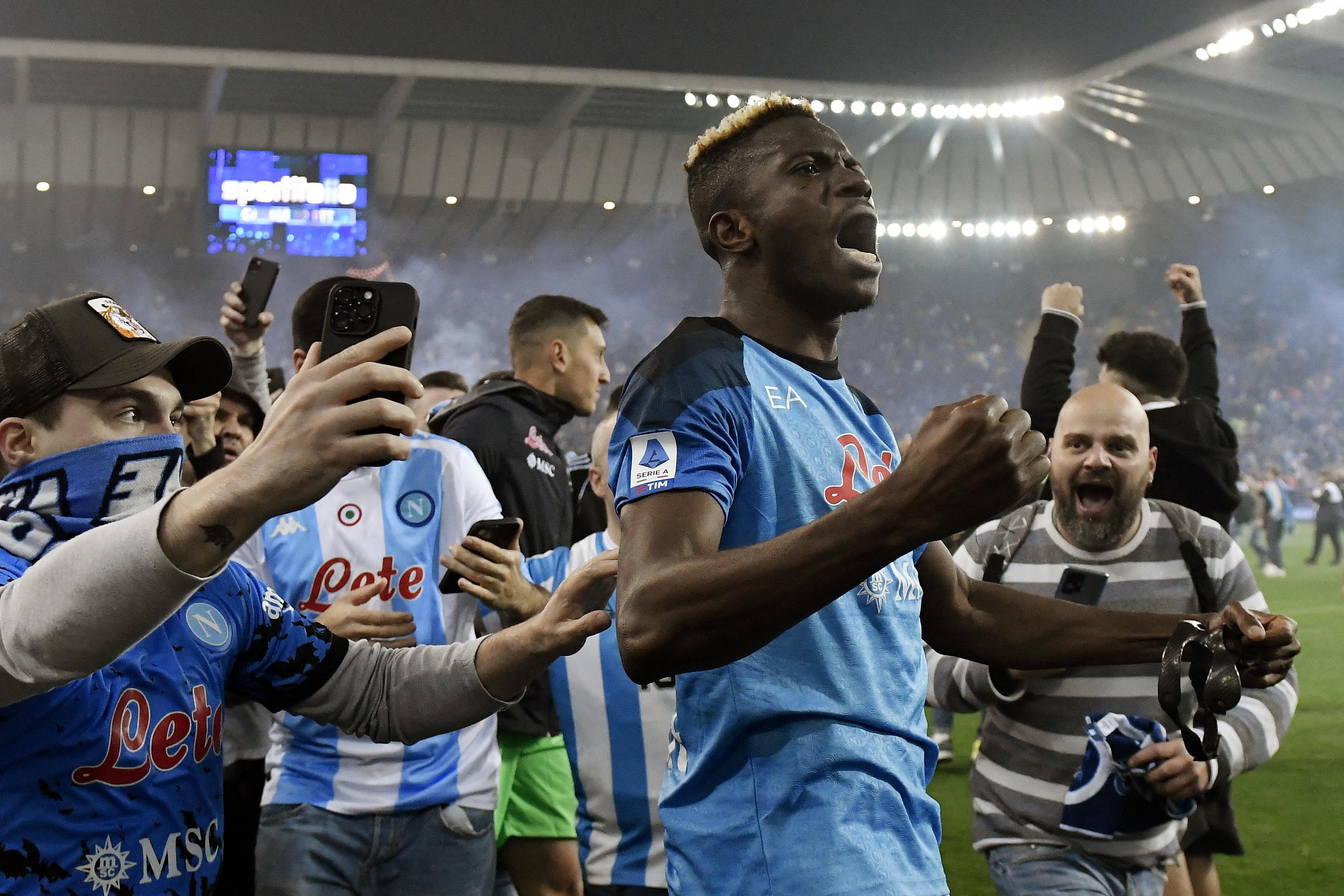 Napoli scudetto, 'onorevoli' tifosi esultano: "Vittoria di Davide su Golia"