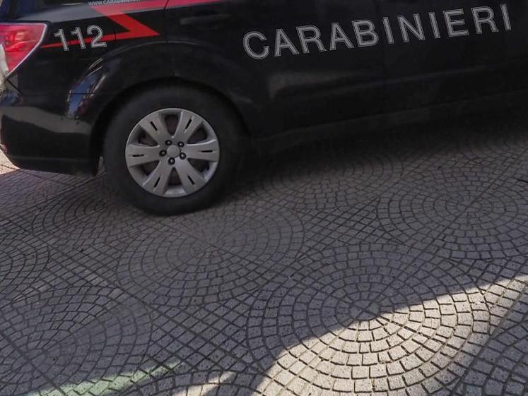 Napoli, sparatoria a Boscoreale: 17enne gambizzato