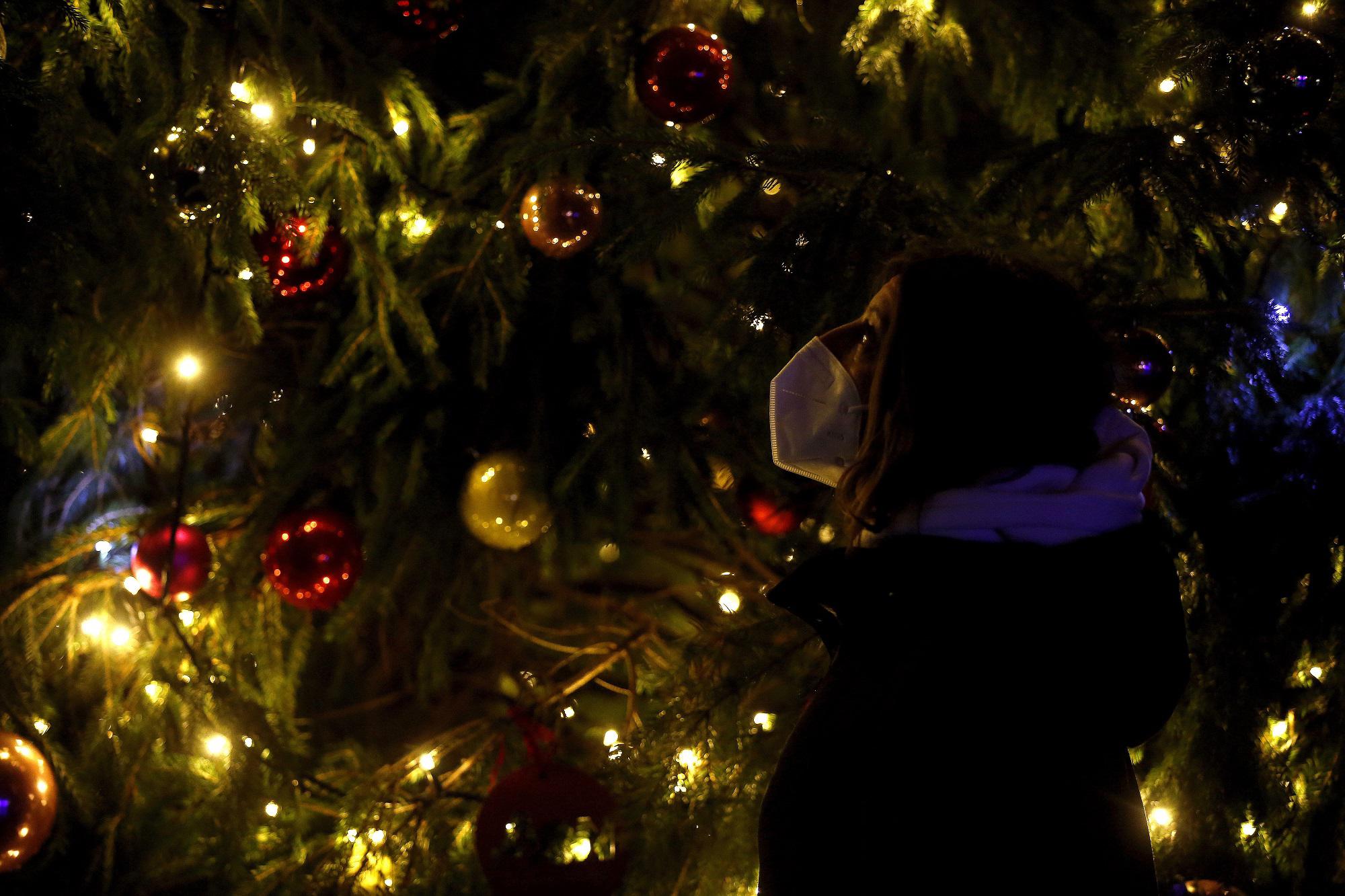 Natale e regole Covid, cosa dicono egli esperti
