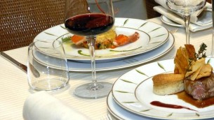 Natale, italiani hanno speso 3 miliardi per cenone e pranzo