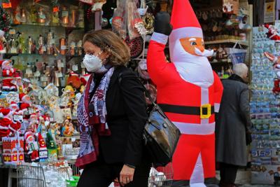 natale_babbo_napoli_2_coronavirus_pixel_fg