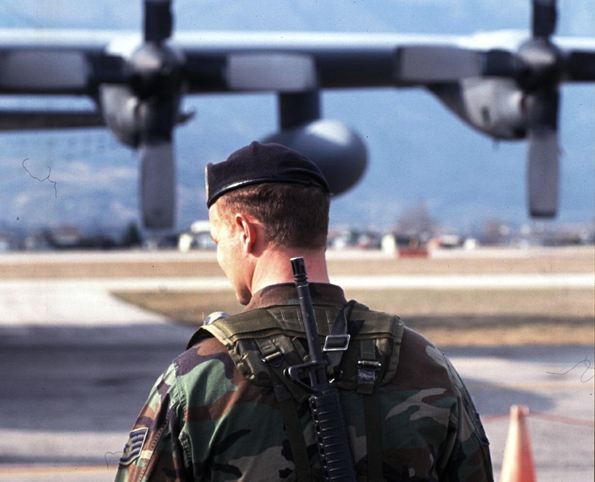 Nato, Usa alzano a 'Charlie' il livello di allerta nelle basi d'Europa
