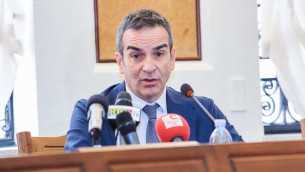 Naufragio migranti, Occhiuto: "Calabria in lutto, dov'è l'Europa?"
