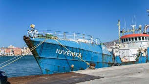 Nave Iuventa, dopo 7 anni tutti prosciolti: non c'era nessun favoreggiamento dell'immigrazione