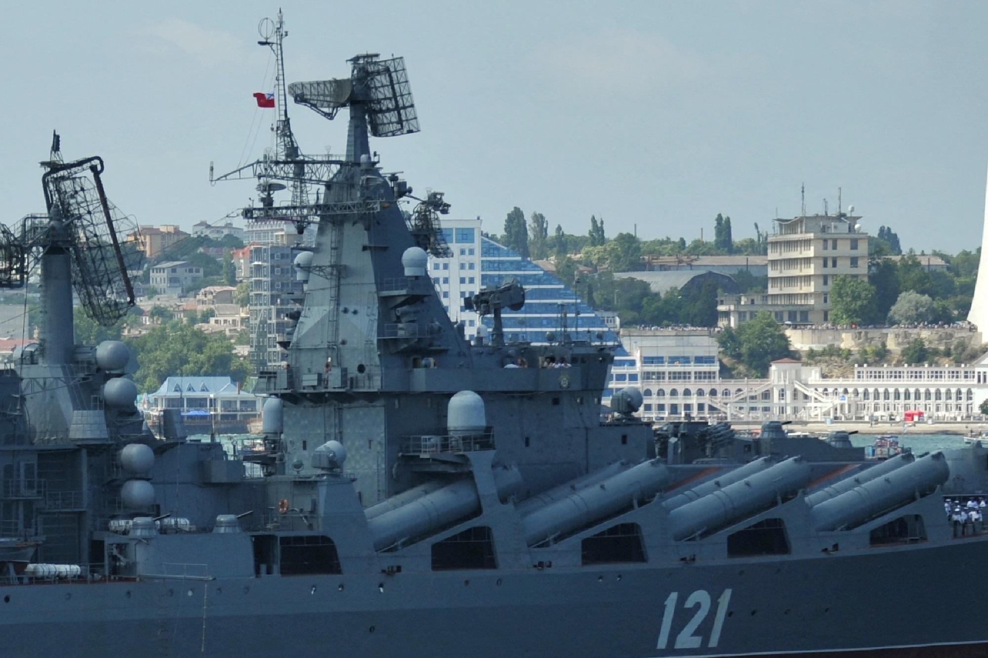 Nave Moskva, esperti Usa: "Duro colpo per la Russia, forse affondata"