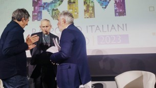 Nel 2022 il 44% di chi lascia Italia ha tra i 16 e i 34 anni