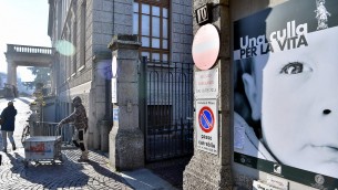 Neonato in culla vita al Mangiagalli di Milano, al via iter per affidamento Enea