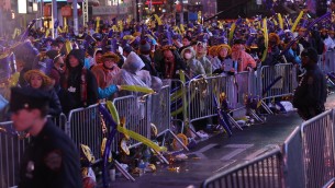 New York, agenti feriti in attacco con machete vicino Times Square