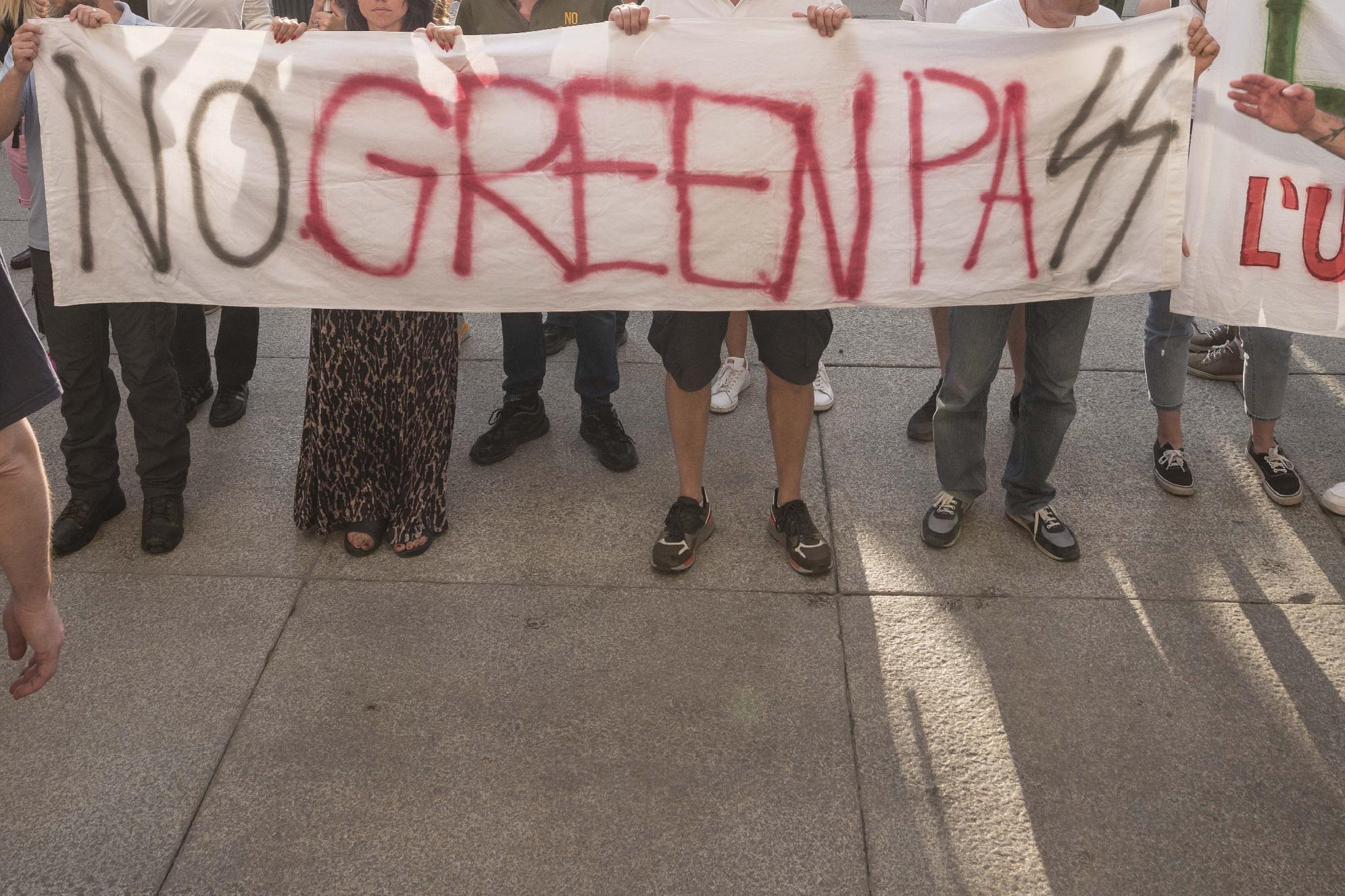 No Green pass e blocco treni, Assoutenti chiede "arresto in flagranza"