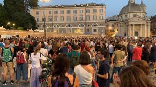 No green pass in piazza a Roma, al via fiaccolata