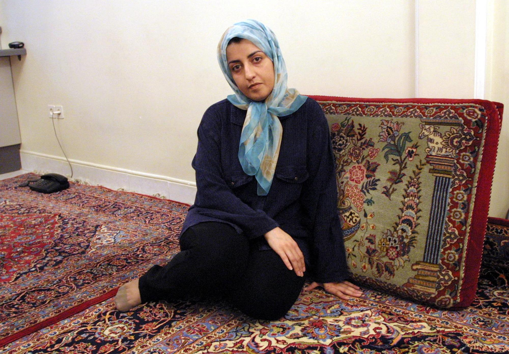 Nobel 2023 per la pace all'iraniana Narges Mohammadi