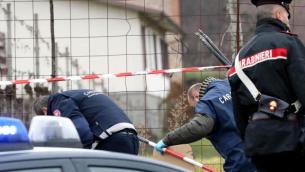 Novara, donna uccisa a coltellate: trovato morto il compagno