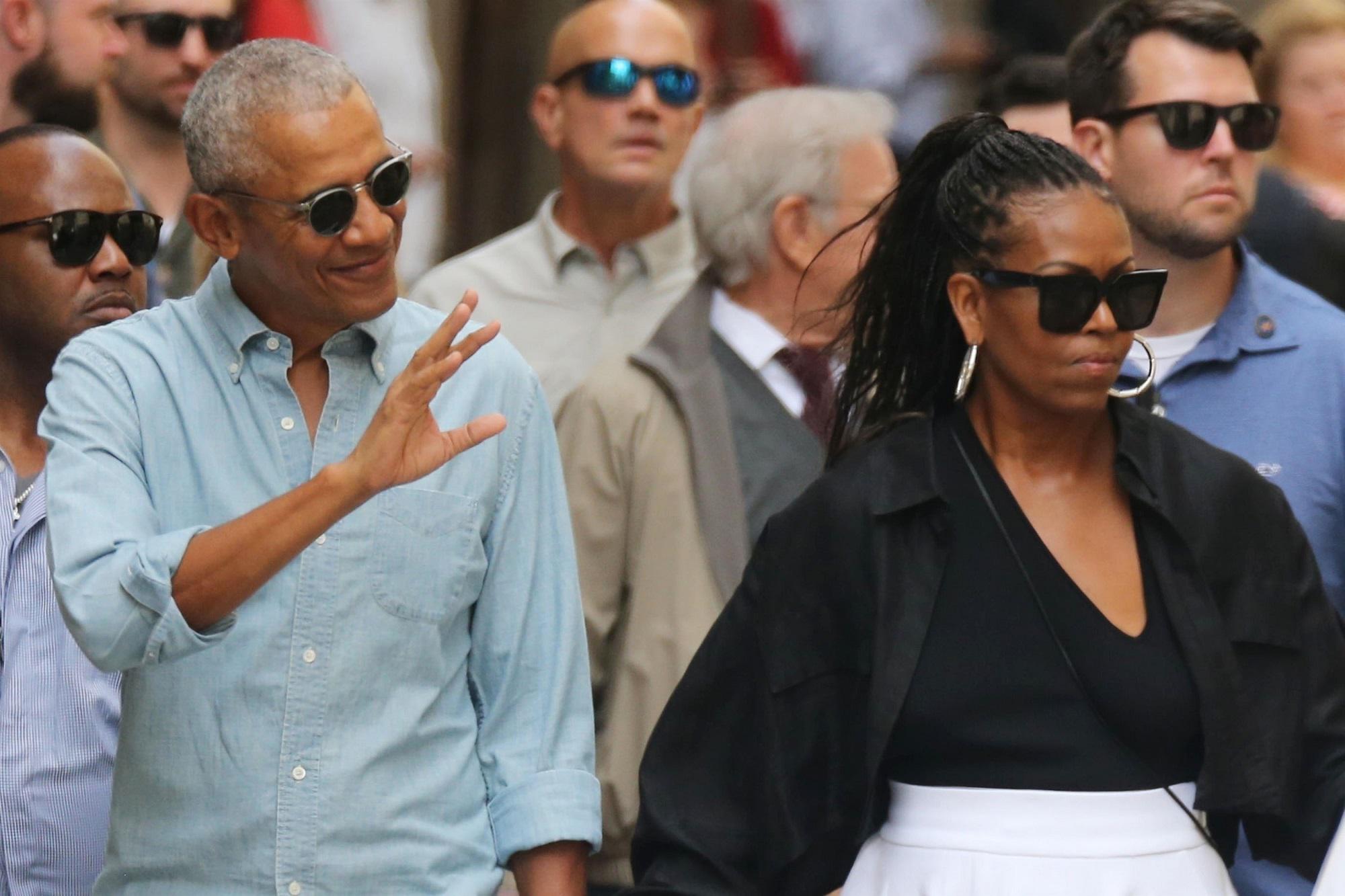 Obama a Berlino, pranzo con Scholz e discorso nell'arena da 17mila posti