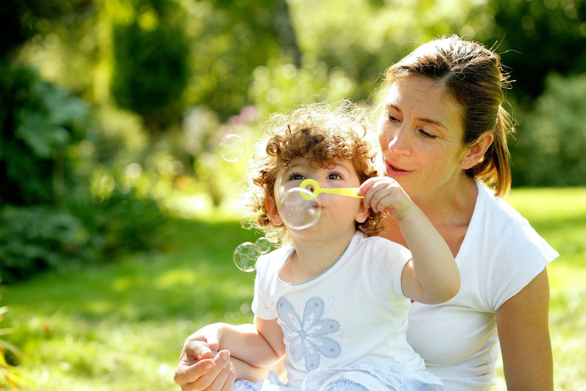 Oggi è la festa della mamma, come è nata e perché si celebra a maggio