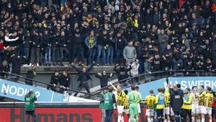 Olanda, crolla tribuna: paura allo stadio