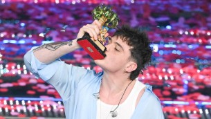 "Olly vince Sanremo 2025", Pinuccio e Striscia lo sapevano dal 5 febbraio