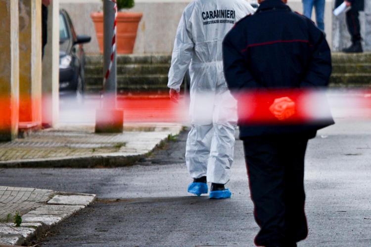 Omicidio Latina, carabiniere confessa: donna ferita l'aveva lasciato