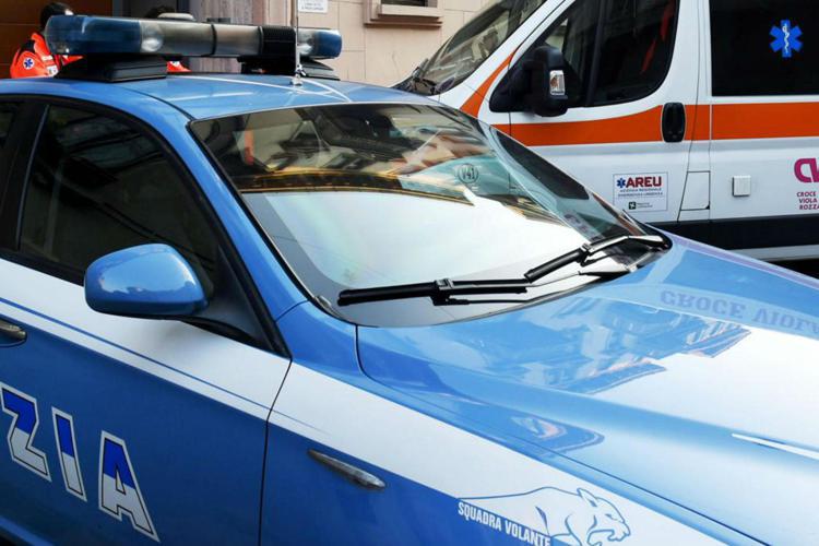 Omicidio suicidio a Milano, accoltella la madre e si getta dal quarto piano