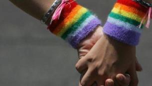 Omofobia, diffuse le discriminazioni soprattutto tra i giovani