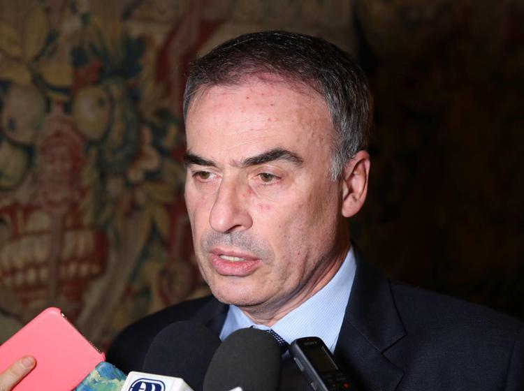 Oms, Codacons: "Guerra sia sospeso cautelarmente da pubbliche funzioni"