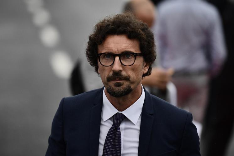 Open Arms, Toninelli: "Salvini scaricabarile, azioni legali"
