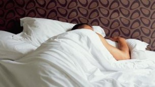 Ora legale, non solo jet lag: "Con il cambio rischia anche il cuore"