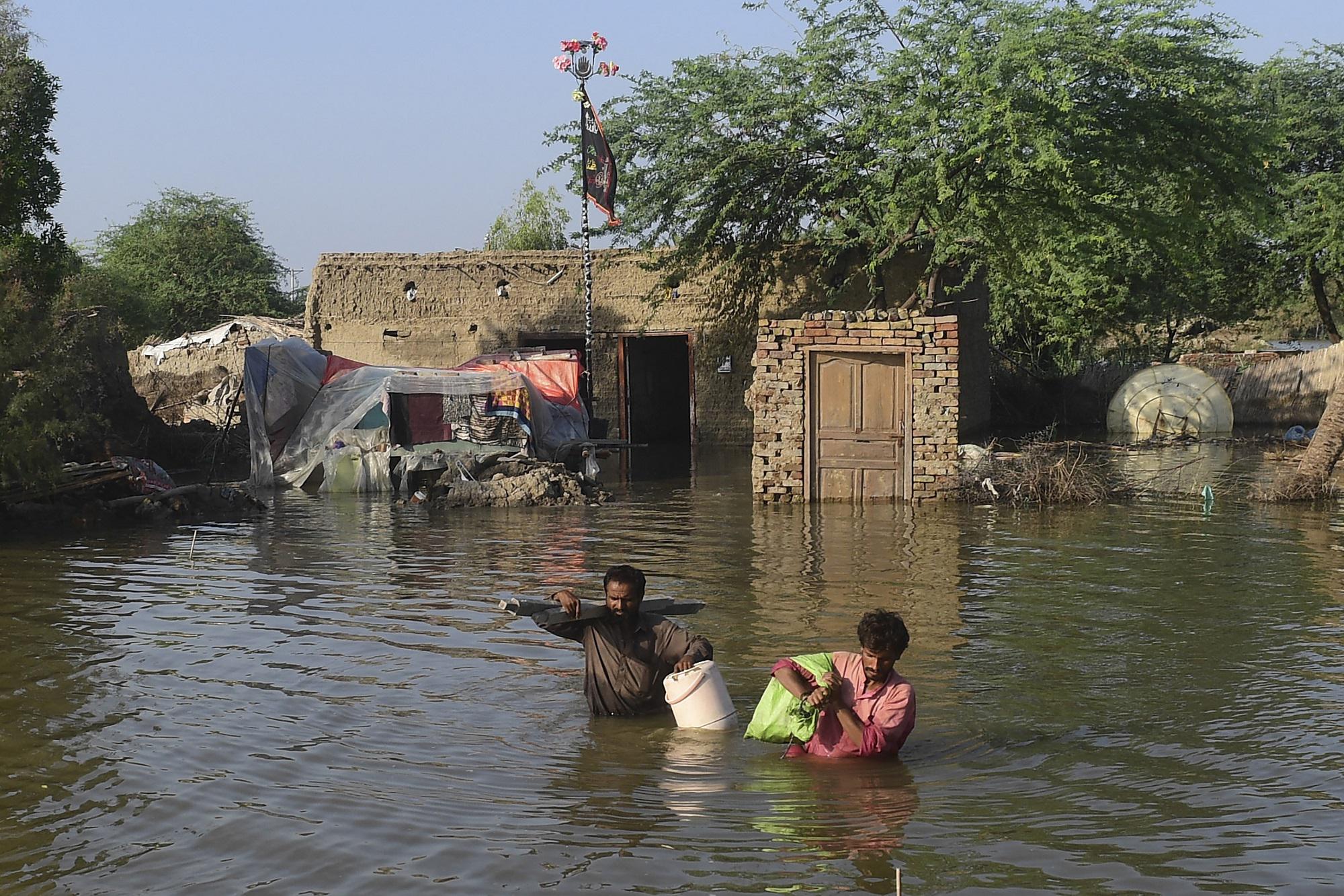 Pakistan, più di 1