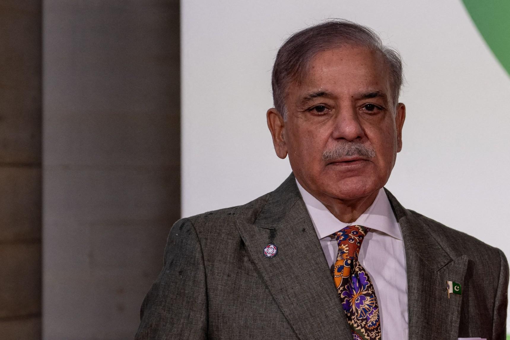 Pakistan, Shehbaz Sharif eletto premier