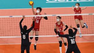 Pallavolo e covid, Cina in campo con mascherine