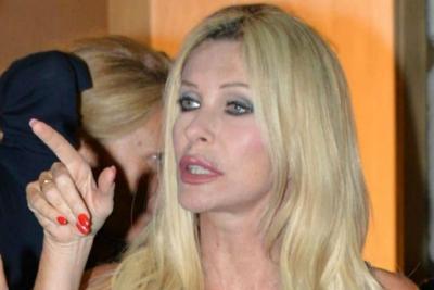 Paola Ferrari: "Parole di De Benedetti su Meloni disgustose, mi dissocio"