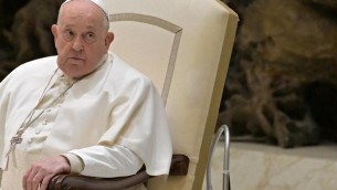 Papa al Gemelli-Isola Tiberina per accertamenti diagnostici