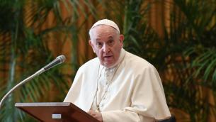Papa Francesco alle suore: "Non fate le zitellone"