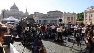 Papa Francesco, Ciciliano: "250mila persone a Roma per funerali, It Alert per gestire flussi"