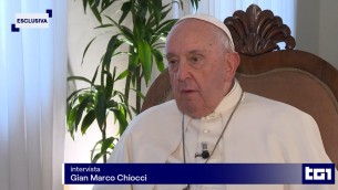 Papa Francesco, dalla salute a Pelè: il Pontefice privato al Tg1