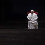 Papa Francesco, la vita e il pontificato nel rogito posto nella bara: "Testimone di umanità"