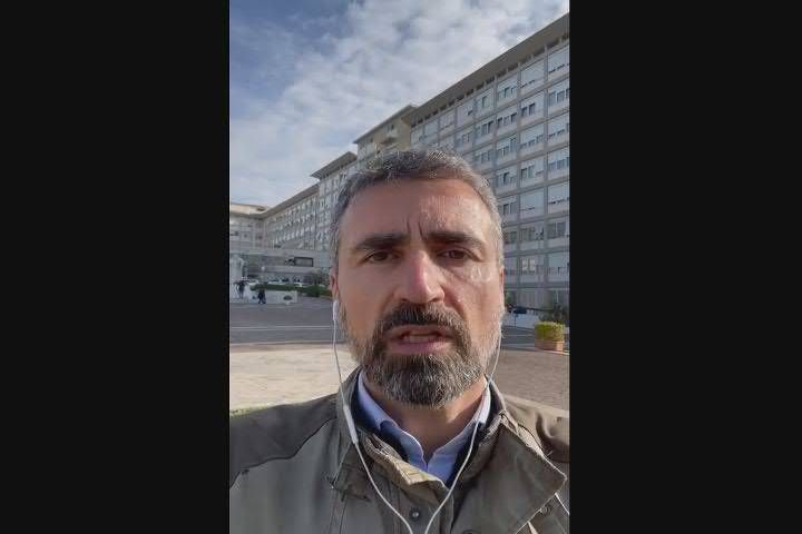Papa Francesco ricoverato, come sta: le ultime news dal Gemelli - Video
