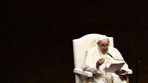 Papa Francesco: "Sogno un'Europa che includa i popoli"