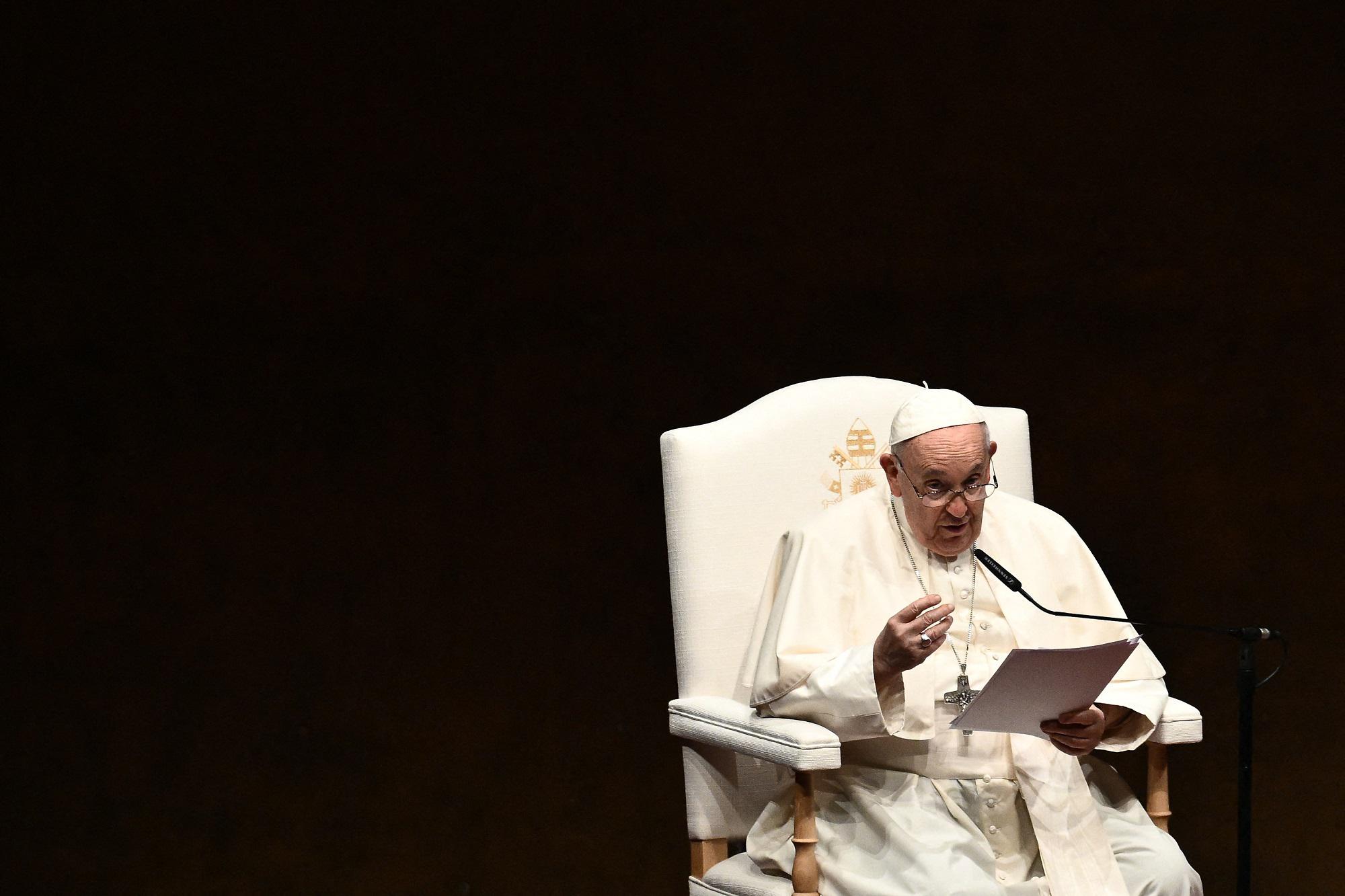 Papa Francesco: "Sogno un'Europa che includa i popoli"