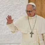 Papa Leone XIV incontra i media: "No a guerra di parole, pace comincia da ognuno di noi"