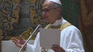 Papa Leone XIV, prima omelia: "Chi crede deriso, a fede si preferisce denaro e successo"