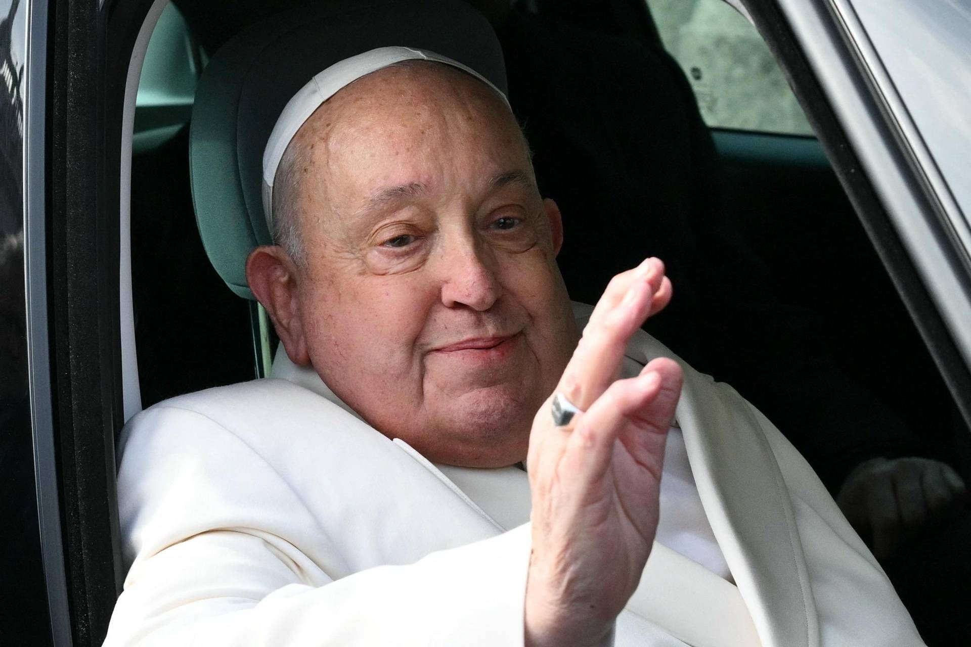 Papa, notte tranquilla al Gemelli: proseguono le terapie