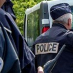 Parigi, uomo in consolato Iran minaccia di farsi esplodere: arrestato