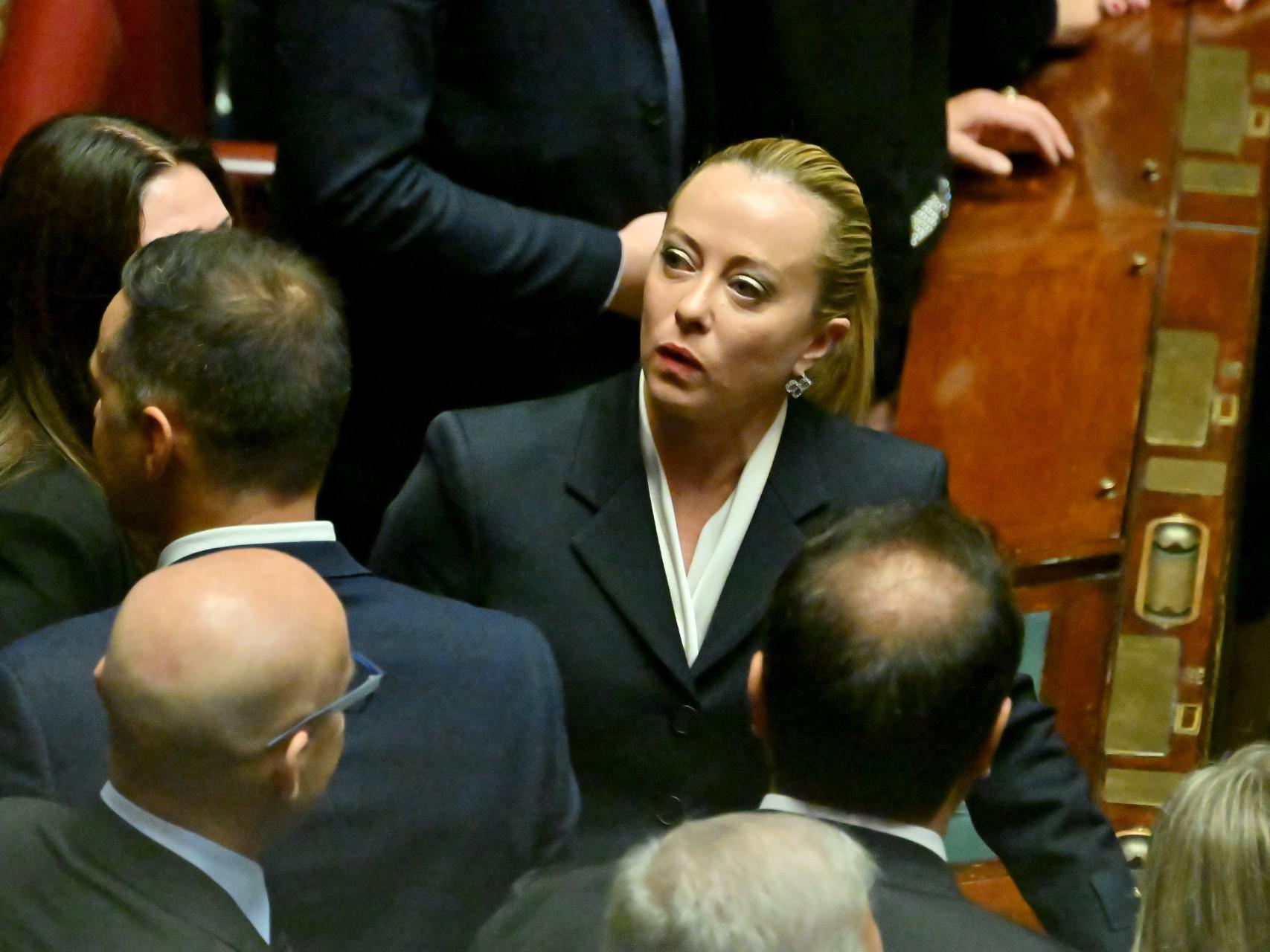 Parlamento, Meloni: "Gravissime parole Letta, si scusi"