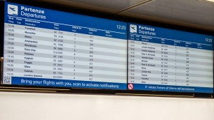 Pasqua 2025, stangata su biglietti aerei e treni: la mappa dei rincari
