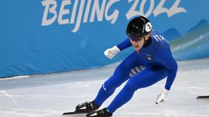 Pechino 2022, delusione Fontana: cade in finale 1000 metri short track