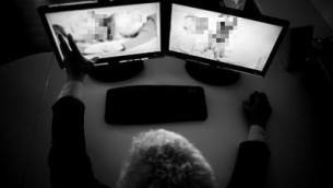 Pedopornografia, arrestato 'l'uomo ombra' del dark web ricercato da 10 anni