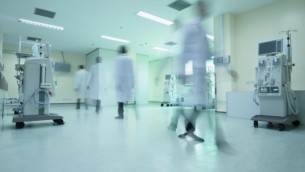 Pensioni, 2mila medici in fuga per evitare il taglio