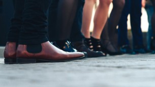 Perché le scarpe 'suonano'?