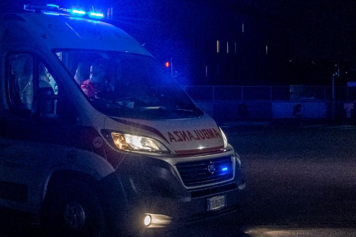 Perugia, auto finisce contro un muro: morti quattro ragazzi
