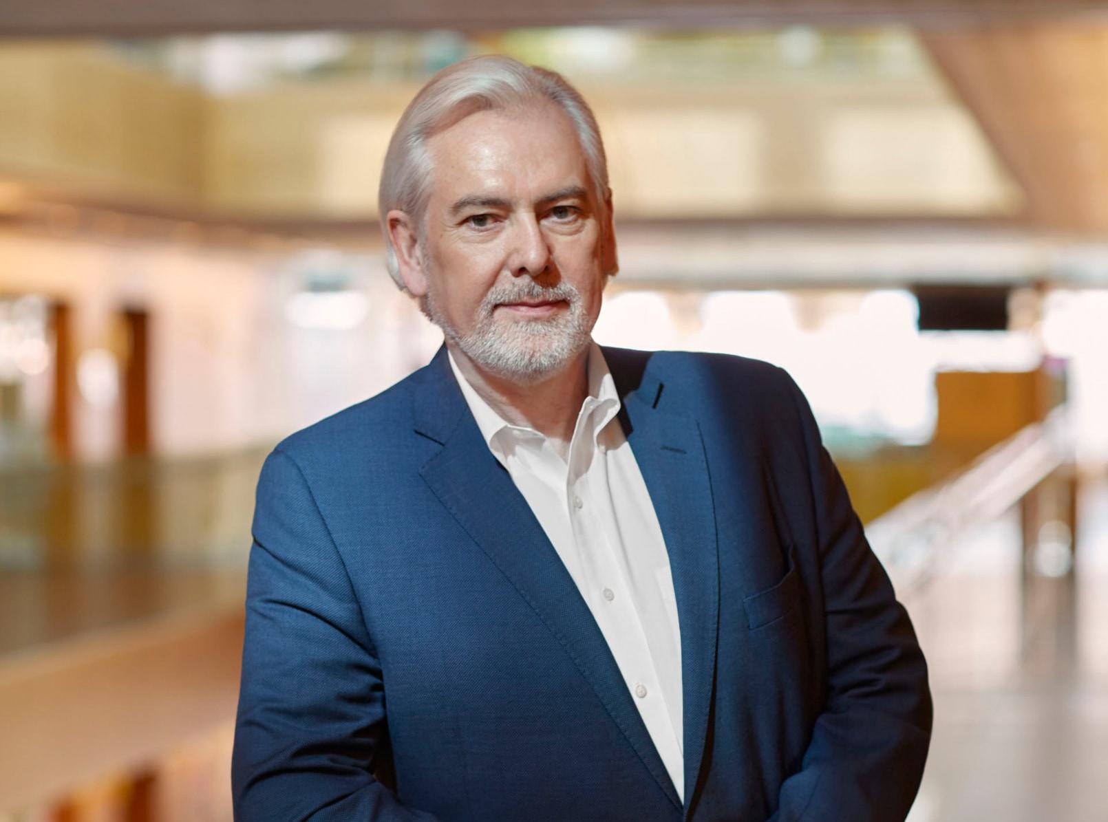 Philip Morris nomina Jacek Olczak nuovo Chief Executive Officer